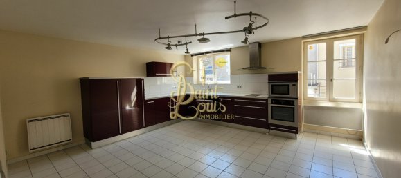 2 chambres Appartement à Richelieu, France No. 76204 4