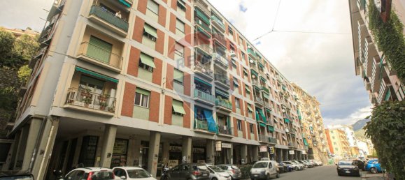 2 chambres Appartement à Genoa, Italy No. 79564 35