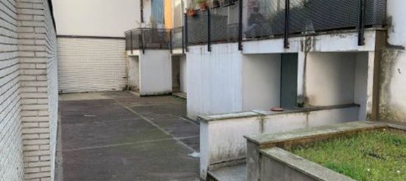 217m² Commercial property in Milan, Italy No. 248210 3