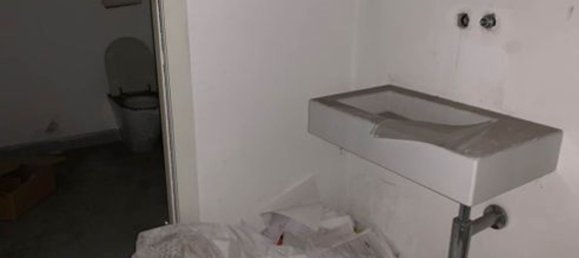 217m² Commercial property in Milan, Italy No. 248210 28