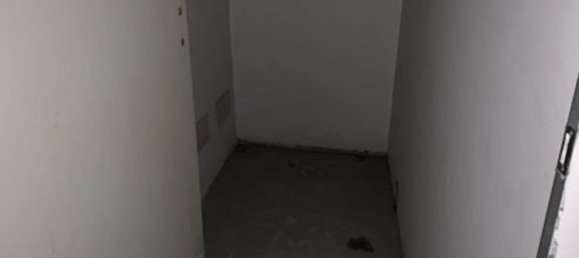 217m² Commercial property in Milan, Italy No. 248210 29