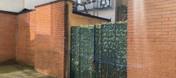 217m² Commercial property in Milan, Italy No. 248210 11