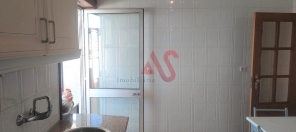 3 bedrooms Penthouse in Povoa de Varzim, Portugal No. 13493 8