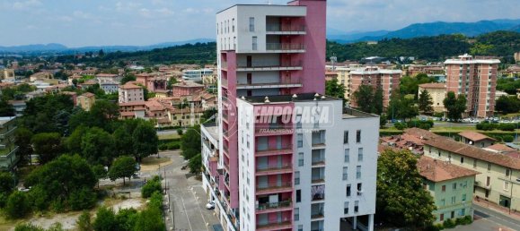 4-salle Penthouse à Brescia, Italy No. 3125 4