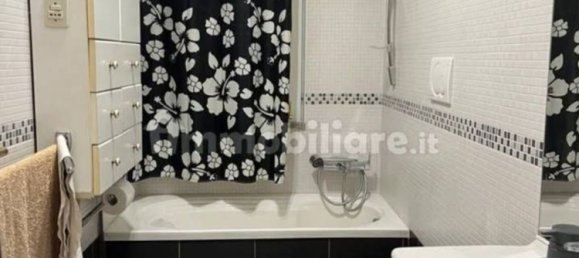 3 rooms Apartment in Legnano, Italy No. 69254 9