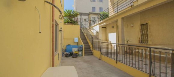 Квартира с 2 спальнями в Васто, Италия № 349953 17