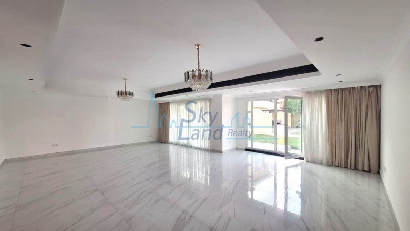 Вилла с 5 спальнями в Аль-Барша, ОАЭ № 54690