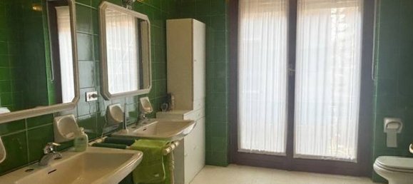 3 bedrooms Apartment in Turin, Italy No. 326816 24