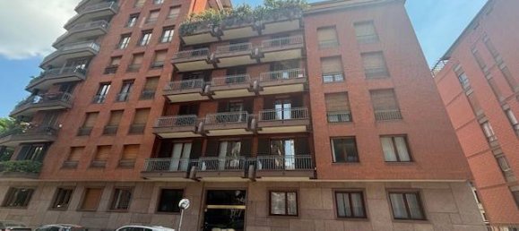3 bedrooms Apartment in Turin, Italy No. 326816 38