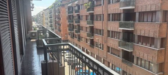 3 bedrooms Apartment in Turin, Italy No. 326816 13