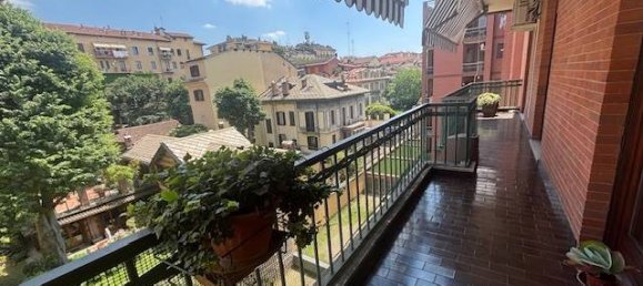3 bedrooms Apartment in Turin, Italy No. 326816 20
