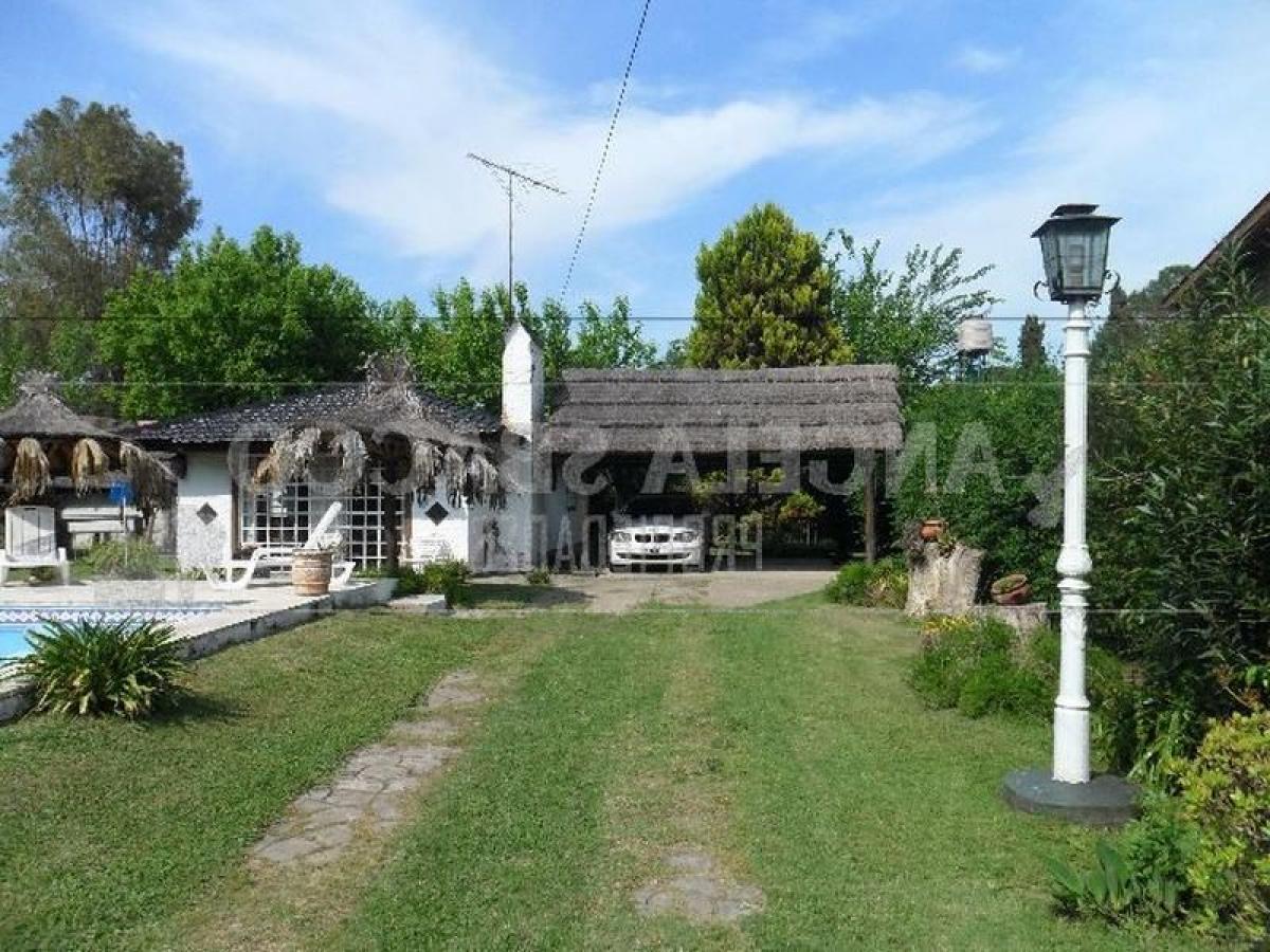 4 bedrooms House in Buenos Aires, Argentina No. 95746