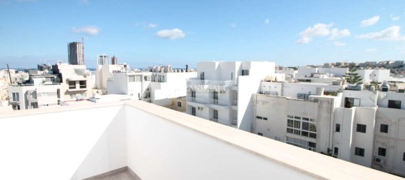 Ático de 1 dormitorio en Swieqi, Malta No. 10132 12