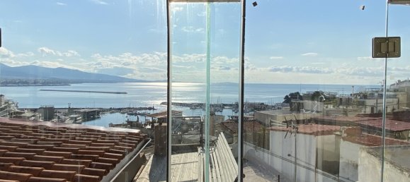 Коммерческая недвижимость с 3 спальнями в Пирей, Греция № 2723 2