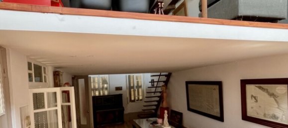 Коммерческая недвижимость с 3 спальнями в Пирей, Греция № 2723 3