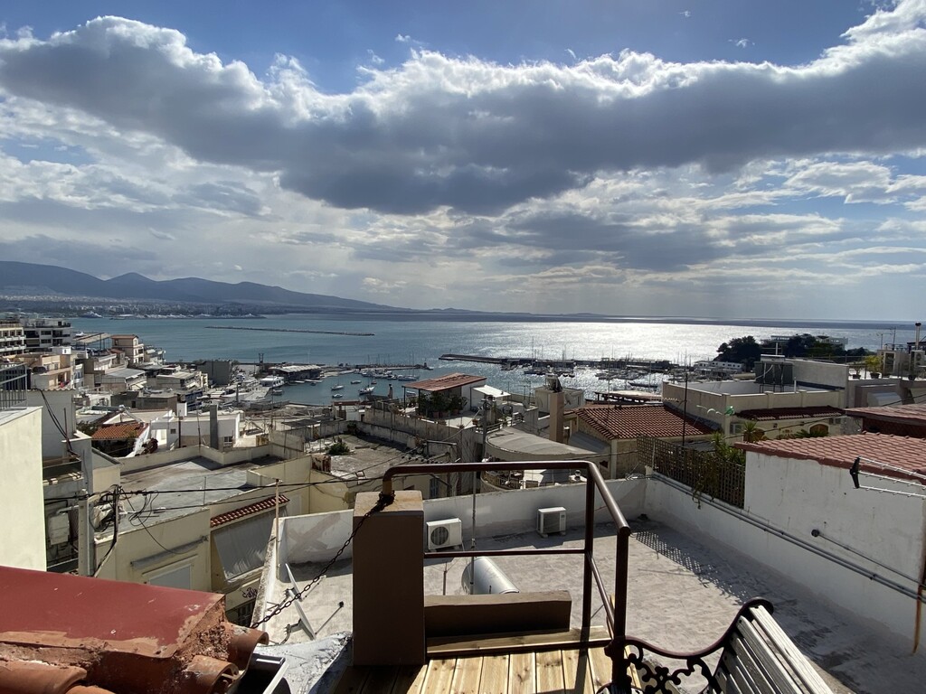 Коммерческая недвижимость с 3 спальнями в Пирей, Греция № 2723