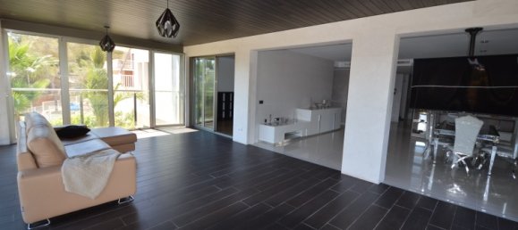 Villa de 5 dormitorios en Campoamor, Spain No. 448 9