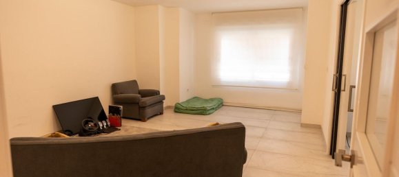 Apartamento de 4 dormitorios en Córdoba, Spain No. 141560 9