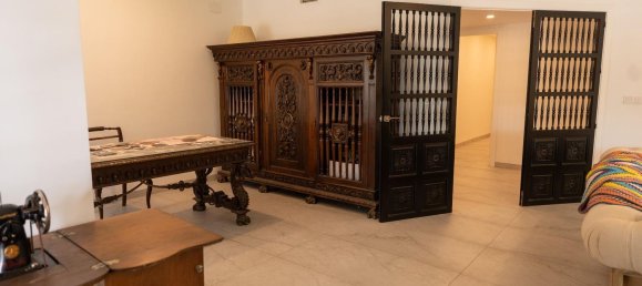 Apartamento de 4 dormitorios en Córdoba, Spain No. 141560 4