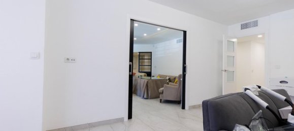 Apartamento de 4 dormitorios en Córdoba, Spain No. 141560 24