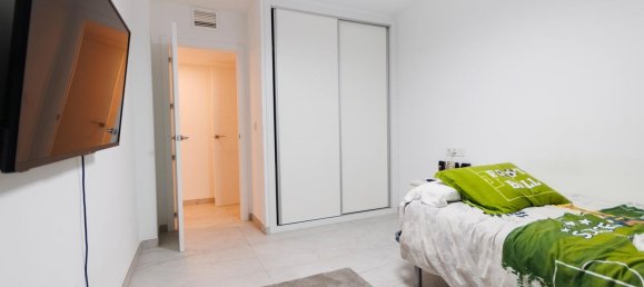 Apartamento de 4 dormitorios en Córdoba, Spain No. 141560 32