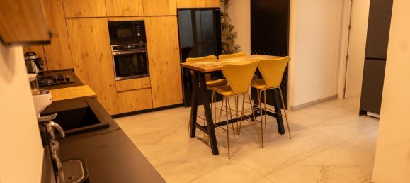 Apartamento de 4 dormitorios en Córdoba, Spain No. 141560 42