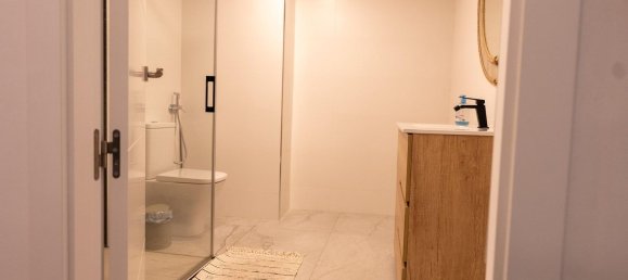 Apartamento de 4 dormitorios en Córdoba, Spain No. 141560 10