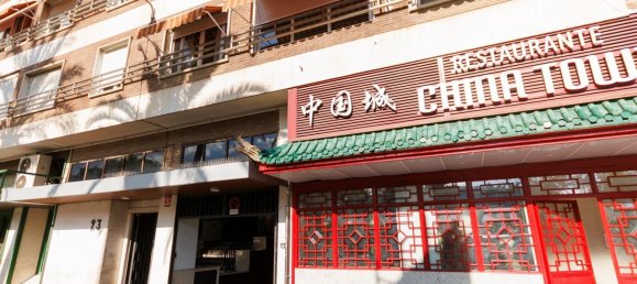 Apartamento de 4 dormitorios en Córdoba, Spain No. 141560 34