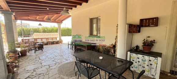 8 rooms Villa in Chiaramonte Gulfi, Italy No. 125765 8