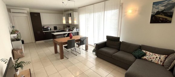 3 rooms Duplex in Cittadella, Italy No. 7398 3