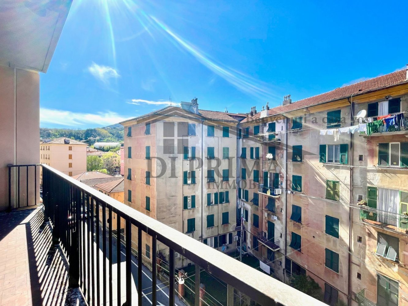 4 rooms Apartment in Genoa, Italy No. 163564