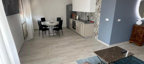 Apartamento de 4 habitaciónes en Montevarchi, Italy No. 236227 12