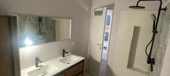 Apartamento de 4 habitaciónes en Montevarchi, Italy No. 236227 16