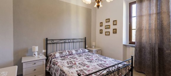 14 rooms House in Lucca, Italy No. 42654 8
