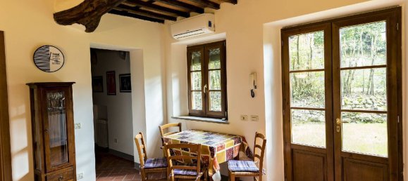 14 rooms House in Lucca, Italy No. 42654 15