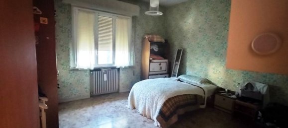 5 rooms Apartment in Cesenatico, Italy No. 16736 12
