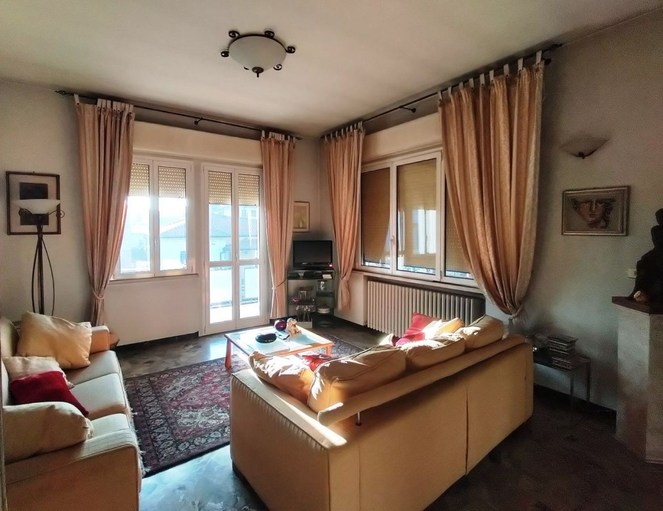 5 rooms Apartment in Cesenatico, Italy No. 16736