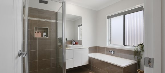 4 غرف نوم مزرعة في Goomboorian, Australia رقم 826 17