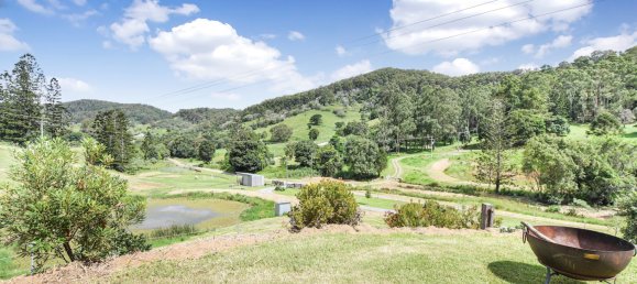 4 غرف نوم مزرعة في Goomboorian, Australia رقم 826 23