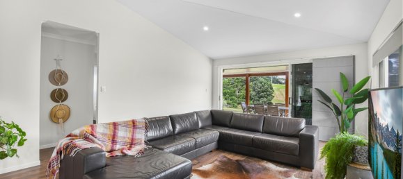 4 غرف نوم مزرعة في Goomboorian, Australia رقم 826 12