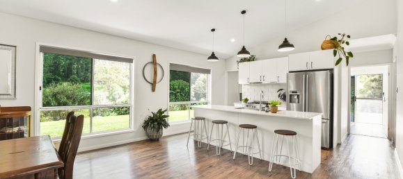 4 غرف نوم مزرعة في Goomboorian, Australia رقم 826 10