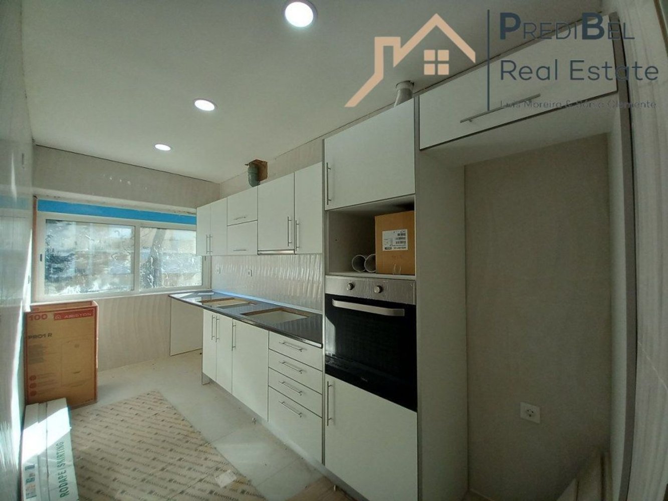 Apartamento de 3 dormitorios en Sintra, Portugal No. 158408