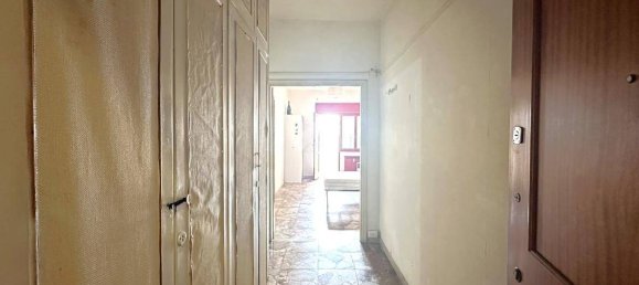 2 bedrooms Apartment in Rome, Italy No. 144771 3