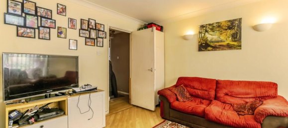 2 bedrooms Commercial property in Coulsdon, United Kingdom No. 8065 5