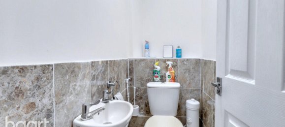 3 bedrooms Bungalow in Rainham, United Kingdom No. 4837 35