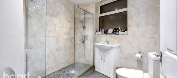 3 bedrooms Bungalow in Rainham, United Kingdom No. 4837 32