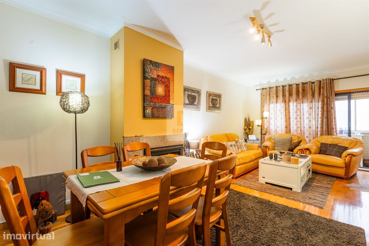 Apartamento de 2 dormitorios en Matosinhos, Portugal No. 307582