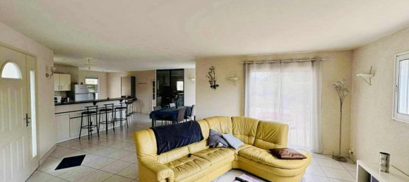 5 bedrooms House in Vieillevigne, France No. 337656 2