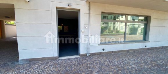 2غرفة عقار تجاري في Capriate San Gervasio, Italy رقم 75345 18