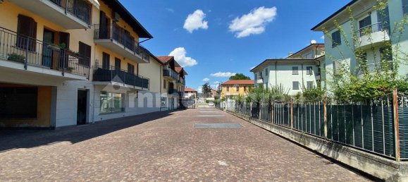 2غرفة عقار تجاري في Capriate San Gervasio, Italy رقم 75345 20